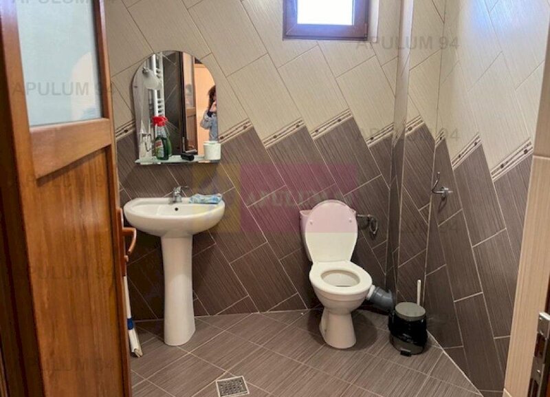 Vila P+1 Chiajna- Rosu.